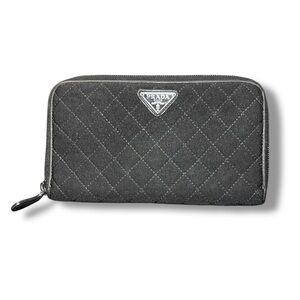 Authentic PRADA Quilted Tessuto Nylon Zip Long Wallet Black Silver Logo